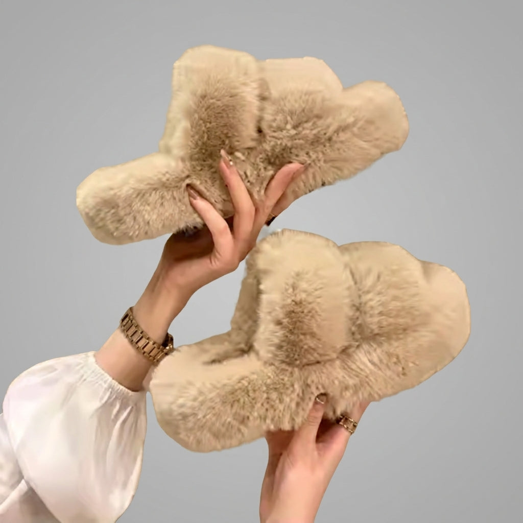 Beige Fuzzy Winter Slippers – Cozy Fur-Lined Indoor House Shoes for Women