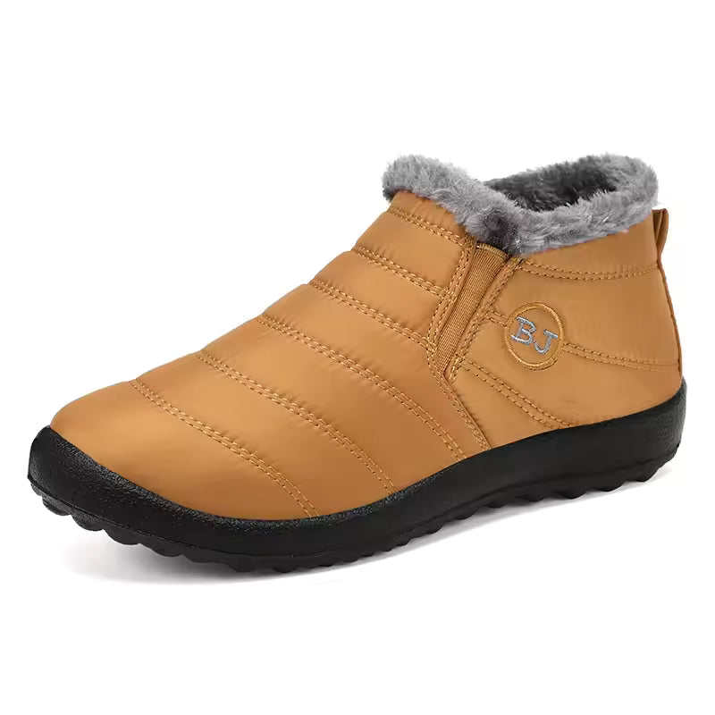 Maya Yellow quilted ankle snow boots with plush collar and rounded toe
