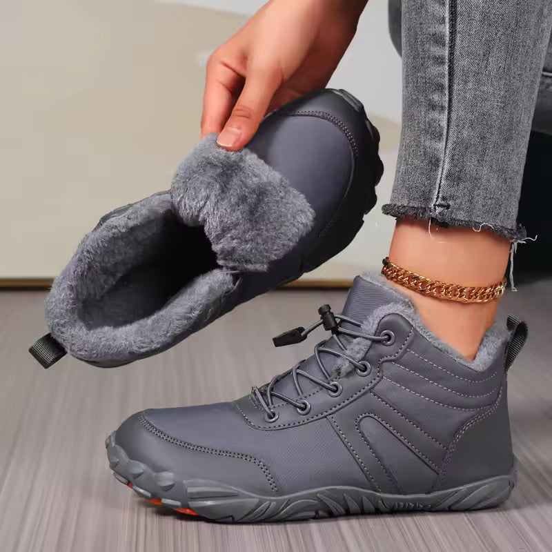 Sophie Gray quilted ankle snow boots with plush fleece lining and adjustable lace-up closure